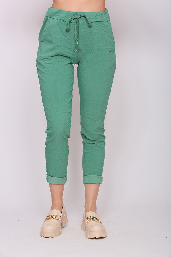 Παντελόνι Ελαστικό Σε Πράσινο Σκούρο χρώμα, ψηλόμεσο σε πολύ ελαστικό ύφασμα..